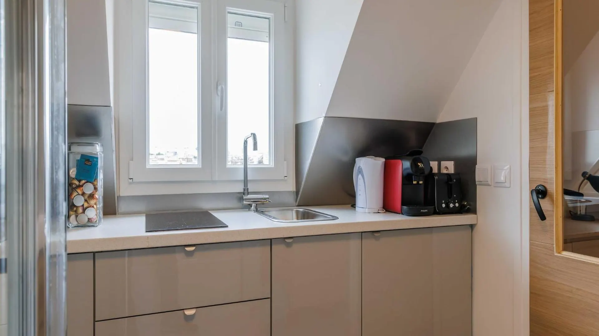 Apartment Superb Studio 1P - Flandrin Rue De La Pompe Paris